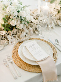 Coastal-wedding-planner-tara-skinner-tablescape-inspiration-HappyBloom-195