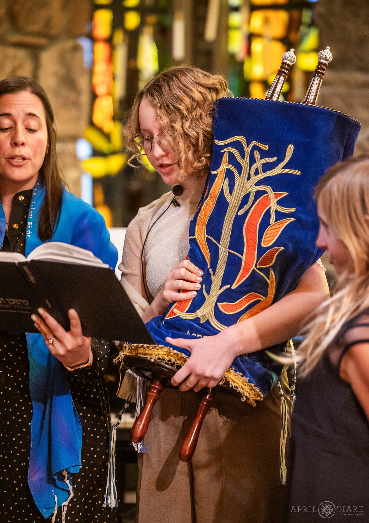 Bat Mitzvah Girl Says Prayers While Holding the Torah in Colorado