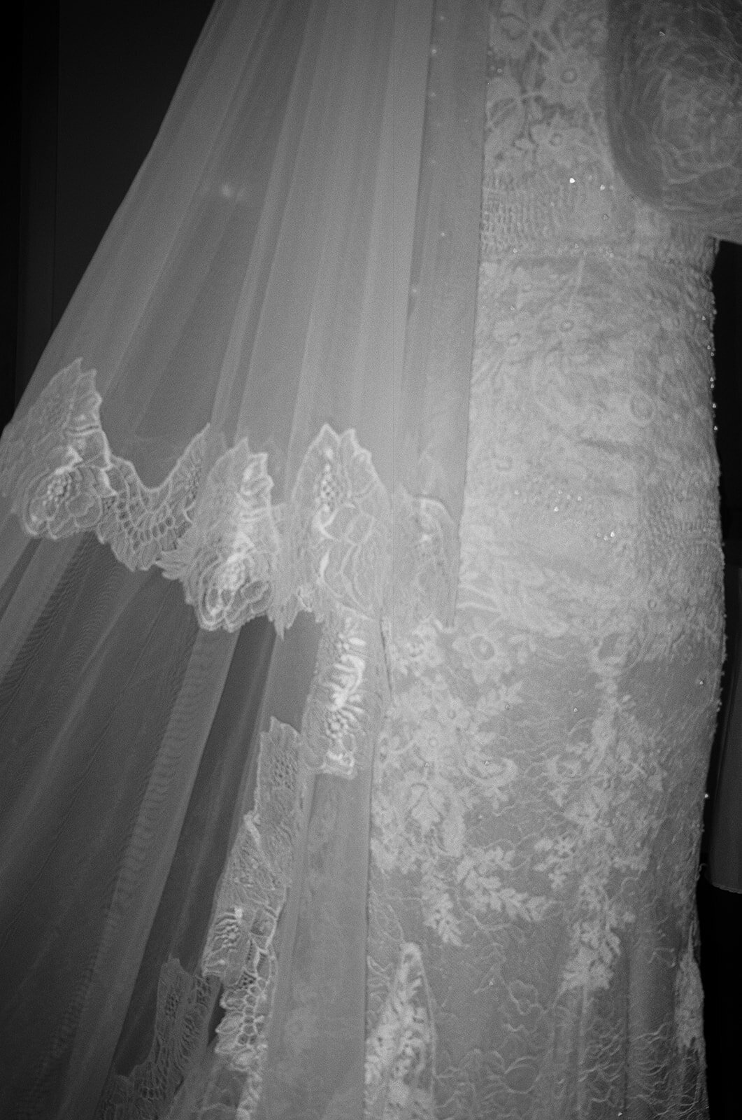 Ximena&Ryan-GettingReady-77