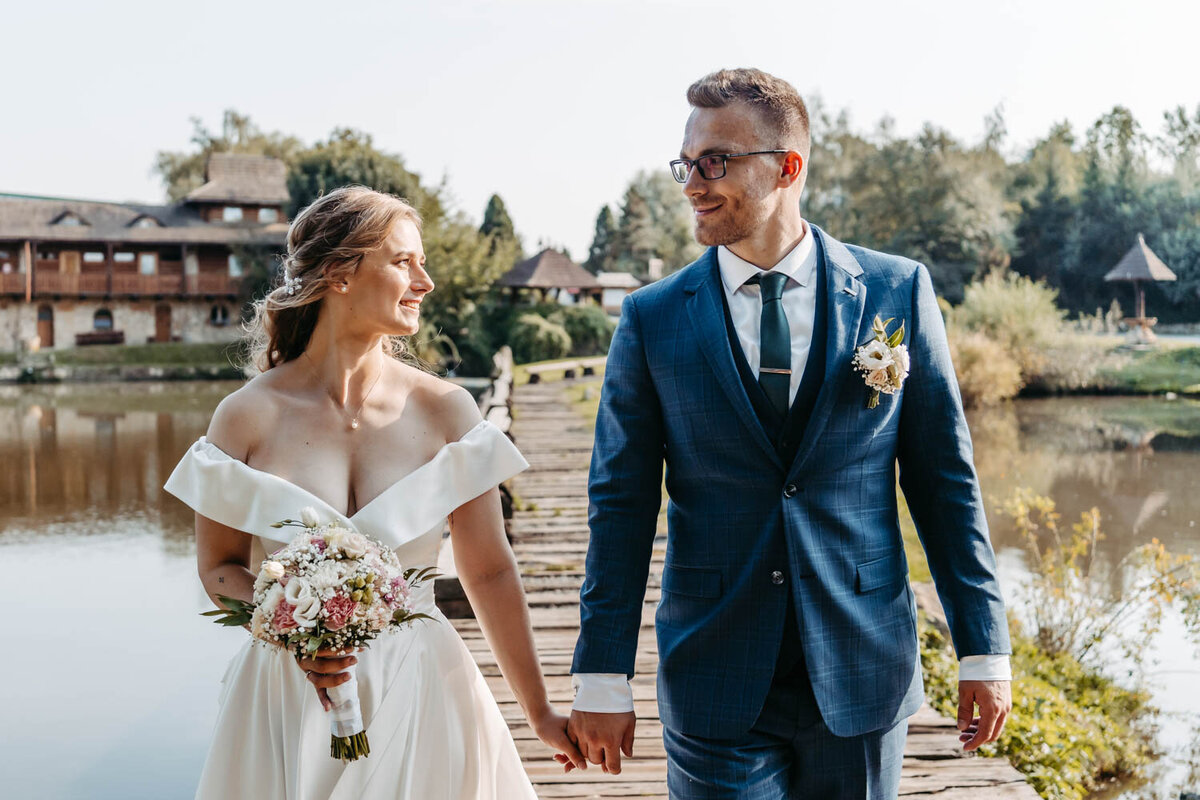 Svatebni_fotografka_Praha_Karolina_Ticha_Resort_Svet_Uzice-115
