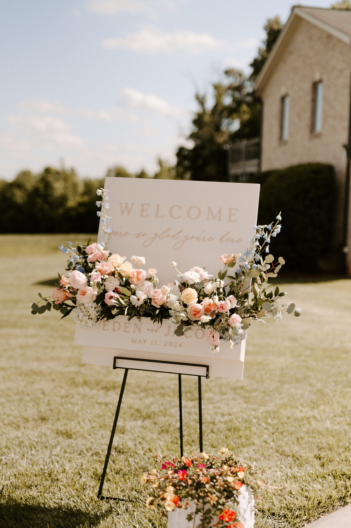 2024_PixelsandWood_Eden&JacobWedding-15