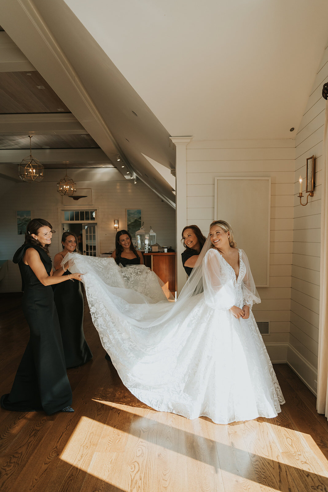 ANDREA-NICK-FALL-PECONIC-BAY-YACHT-CLUB-WEDDING_PHOTOS_BY_MARIA_B_LUNG_0159