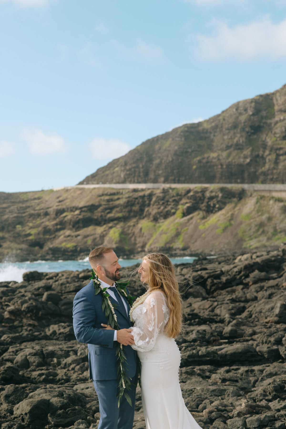 Elopement Photos in Oahu