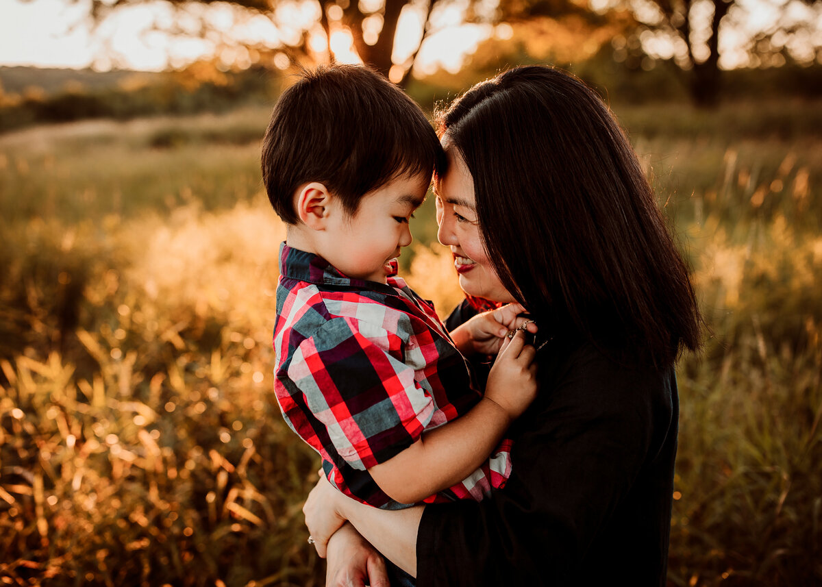 west-lafayette-indiana-mom-and-son-family-photography-rebecca-joslyn