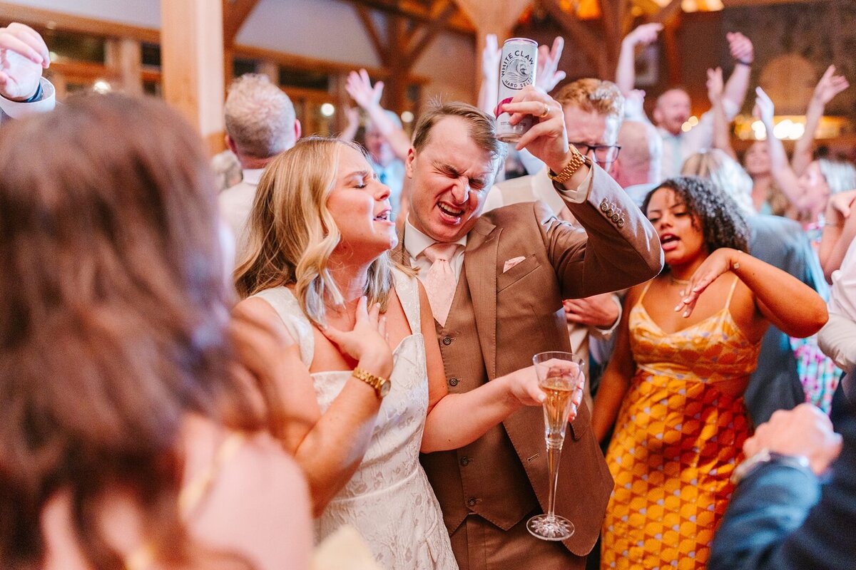 Vibrant_Palm_Springs_Inspired_Red_Barn_at_Outlook_Farm_Summer_Photography_Maine_Wedding_Photographer_0098