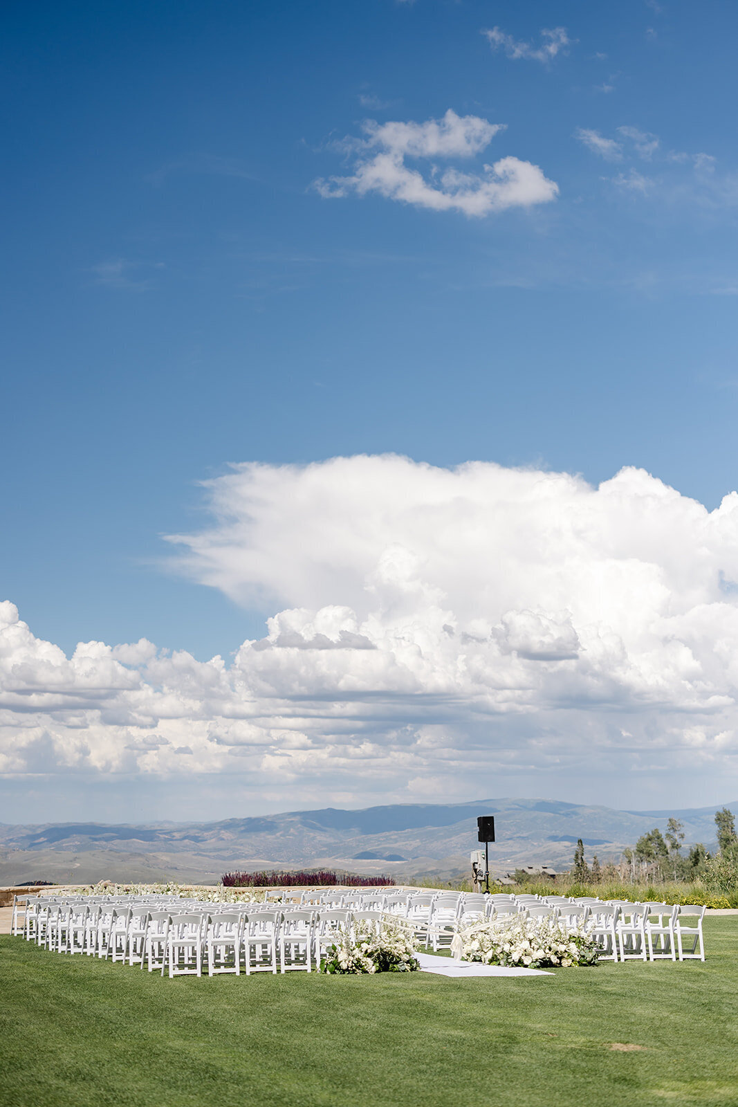 montage-deer-valley-summer-park-city-utah-wedding-logan-walker-425L-0817