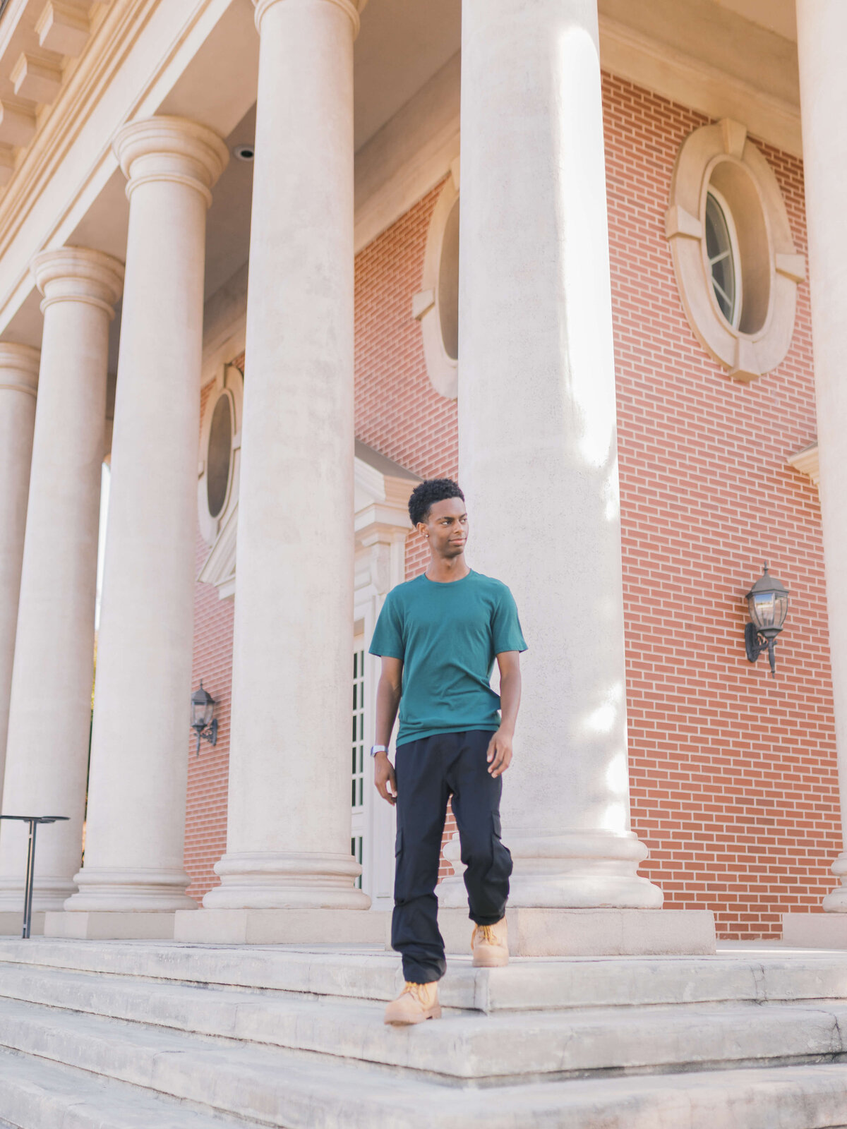 Bubar2025denayshookphotography-LawrencevilleSeniorPortraitPhotographer5V2A7784DowntownLawrencevilleSeniorSession