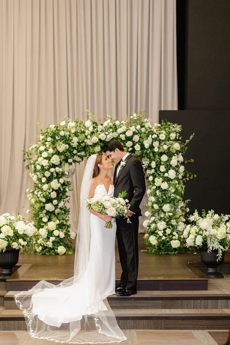 Classic Wedding at City Church of Evansville with Reception at ECC143