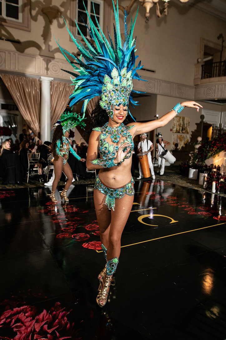 Brazilian dancers, wedding, entertainment, red and black wedding 