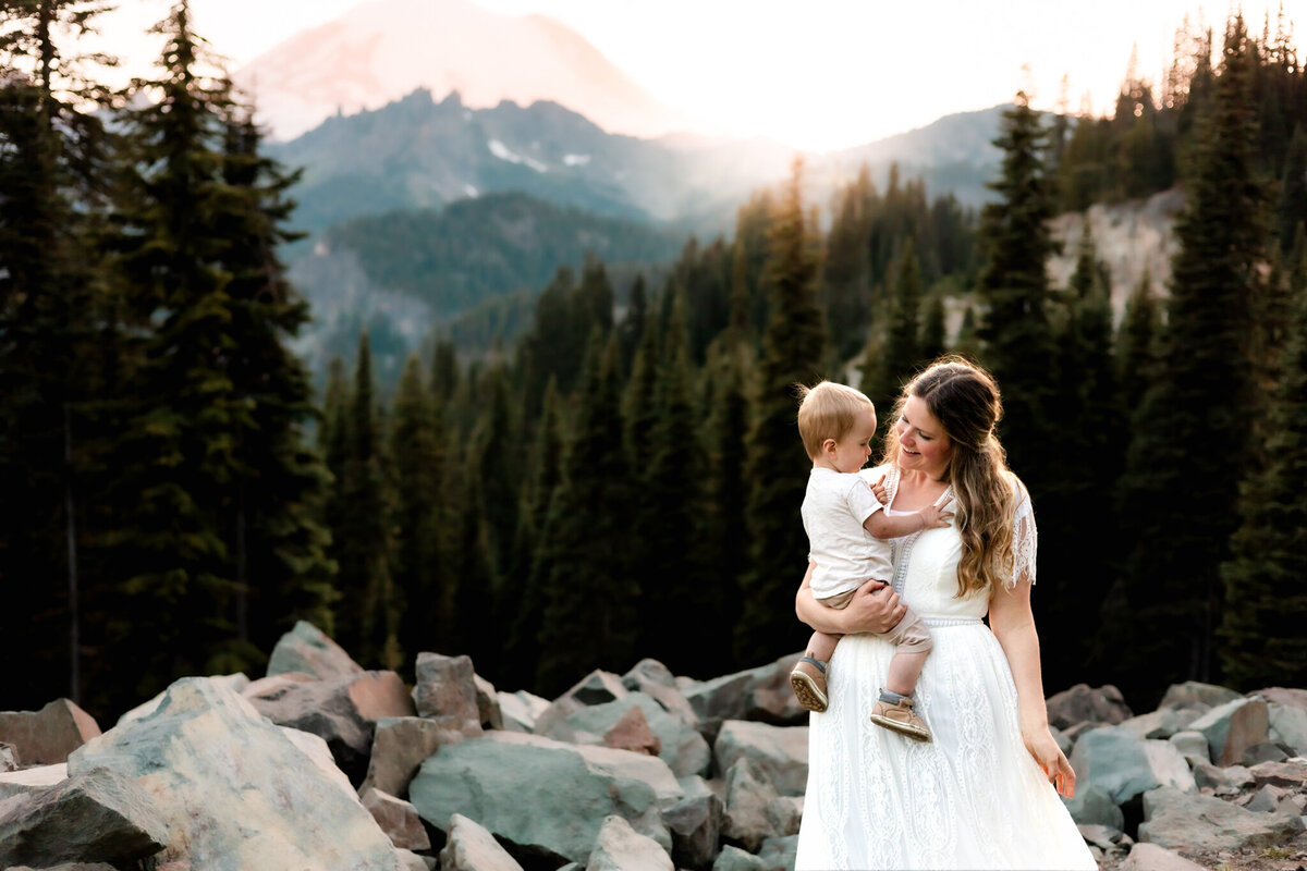 MotherhoodLakeTipsooMtRainierPhotosWeb-15