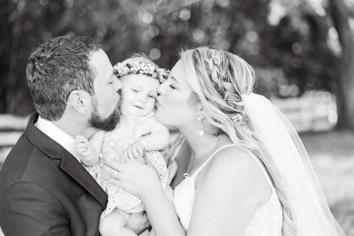Michaela + Bobby  Bobby Isla First Look-15
