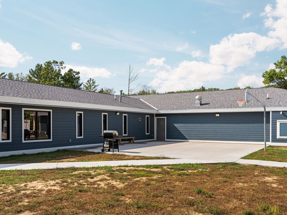 95-web-or-mls-A7403572