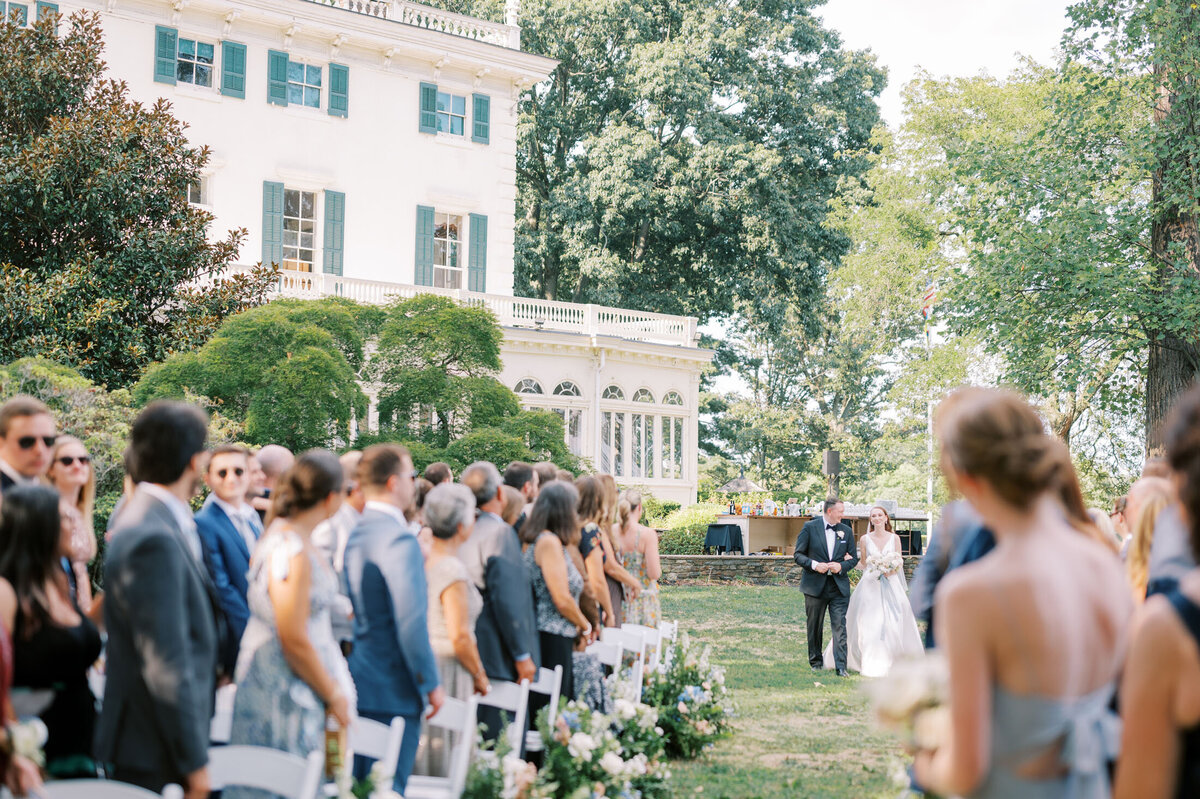 jaclyn-fisher-events-planning-romantic-riverfront-garden-wedding-in-philadelphia-34