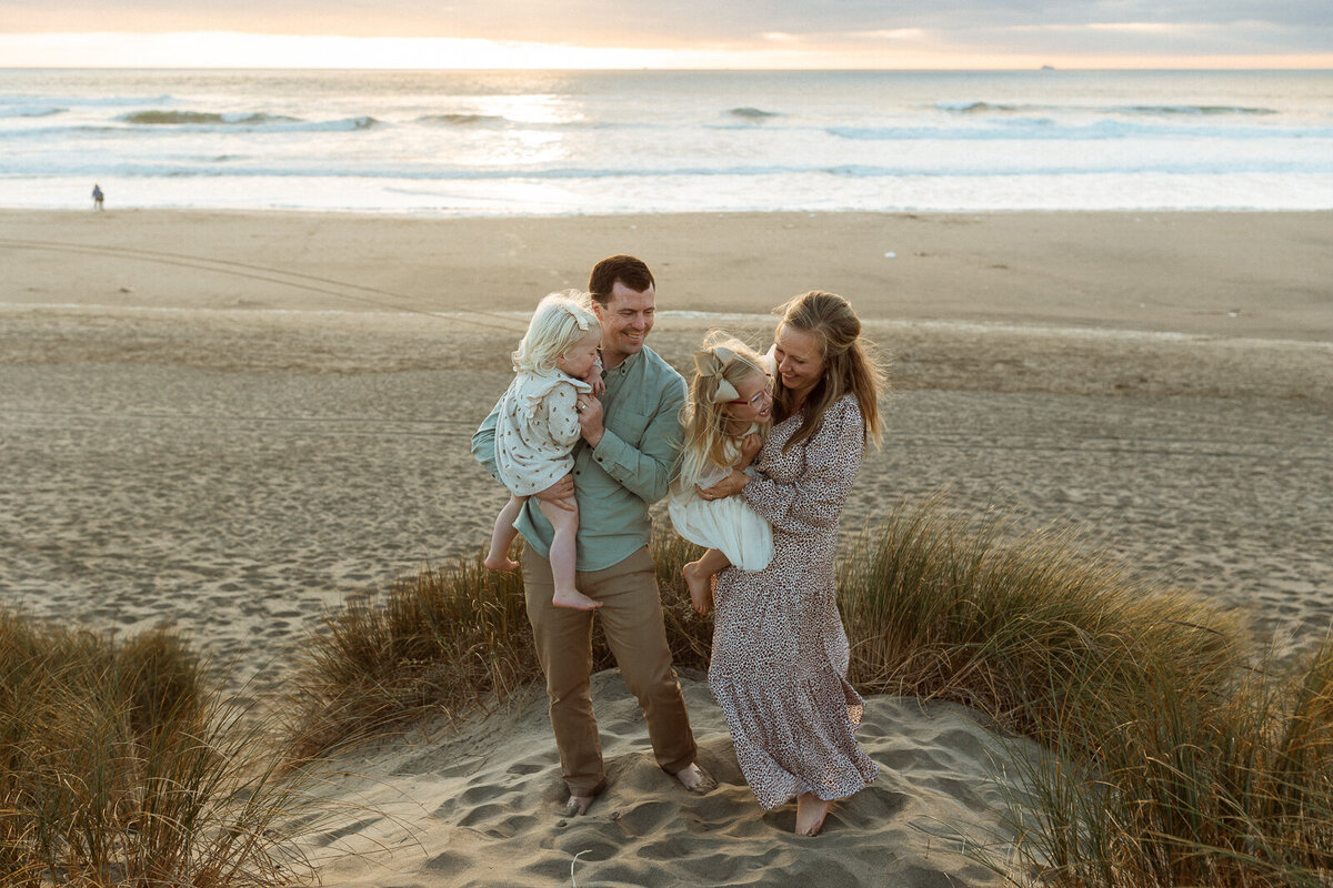 skyler-maire-photography-ocean-beach-family-photos-33