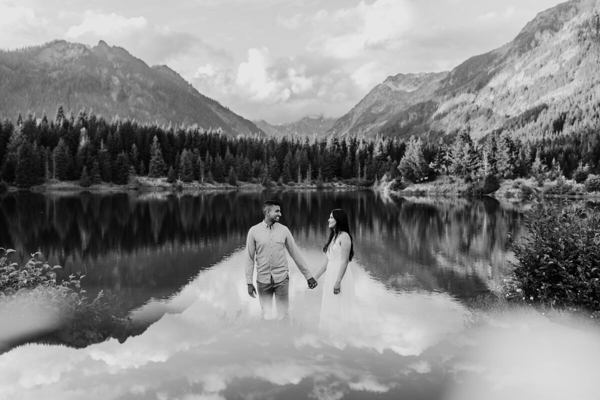 Gold Creek Pond Engagement_Megan Montalvo Photography_0067