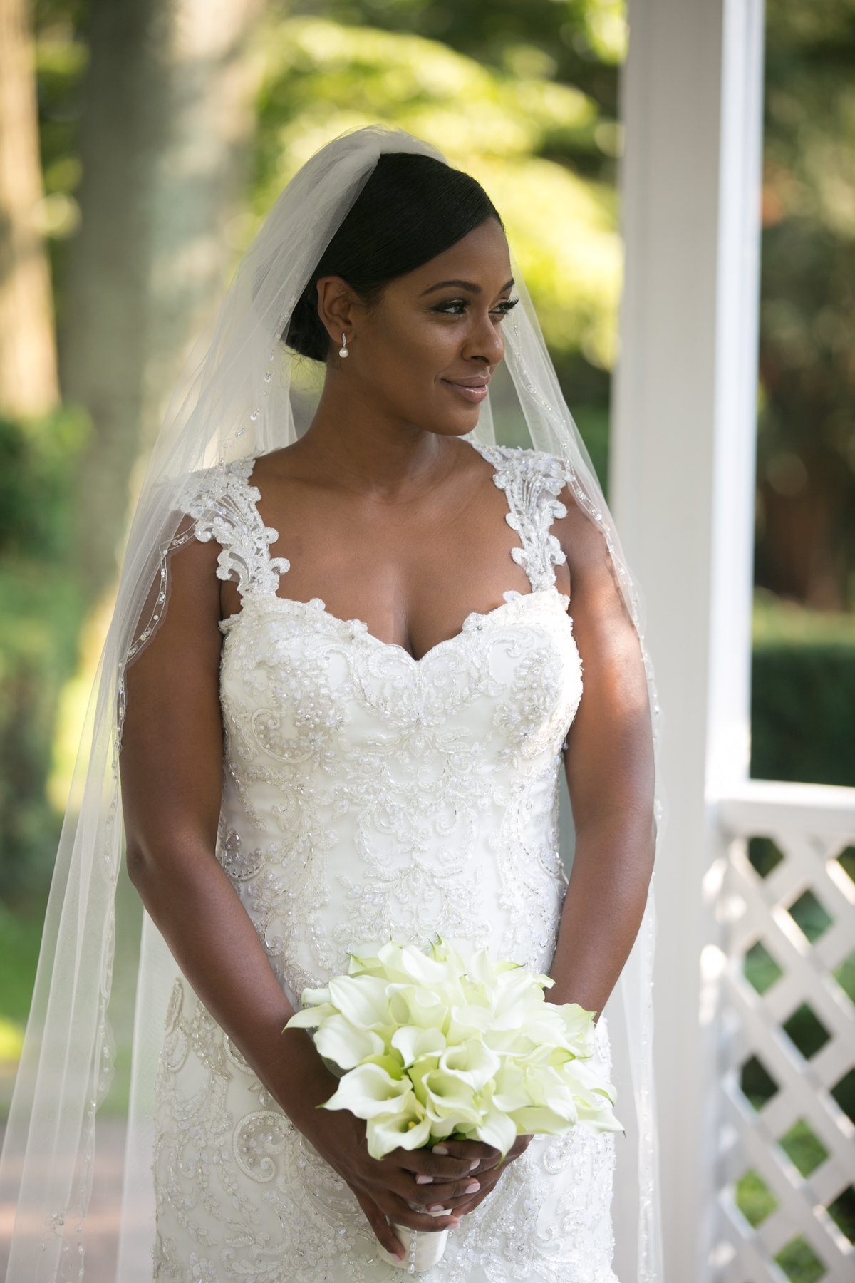 Bride at Westbury Manor wedding photos