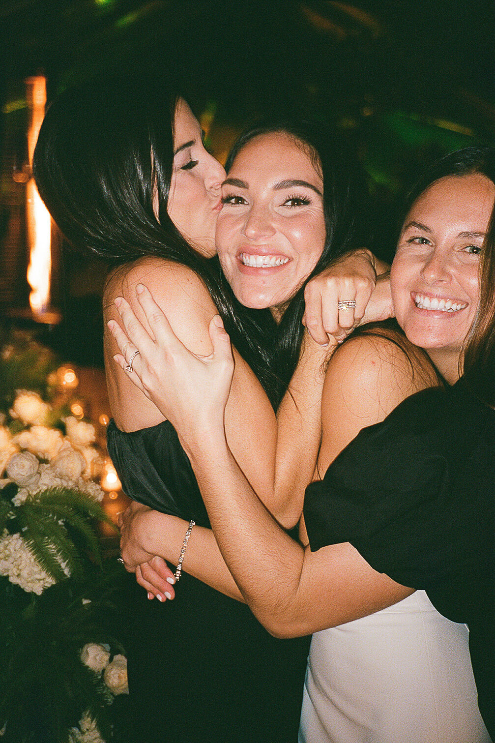 35mmweddingfilm_sandiegoweddingphotographer_lainatortoriciphoto-115