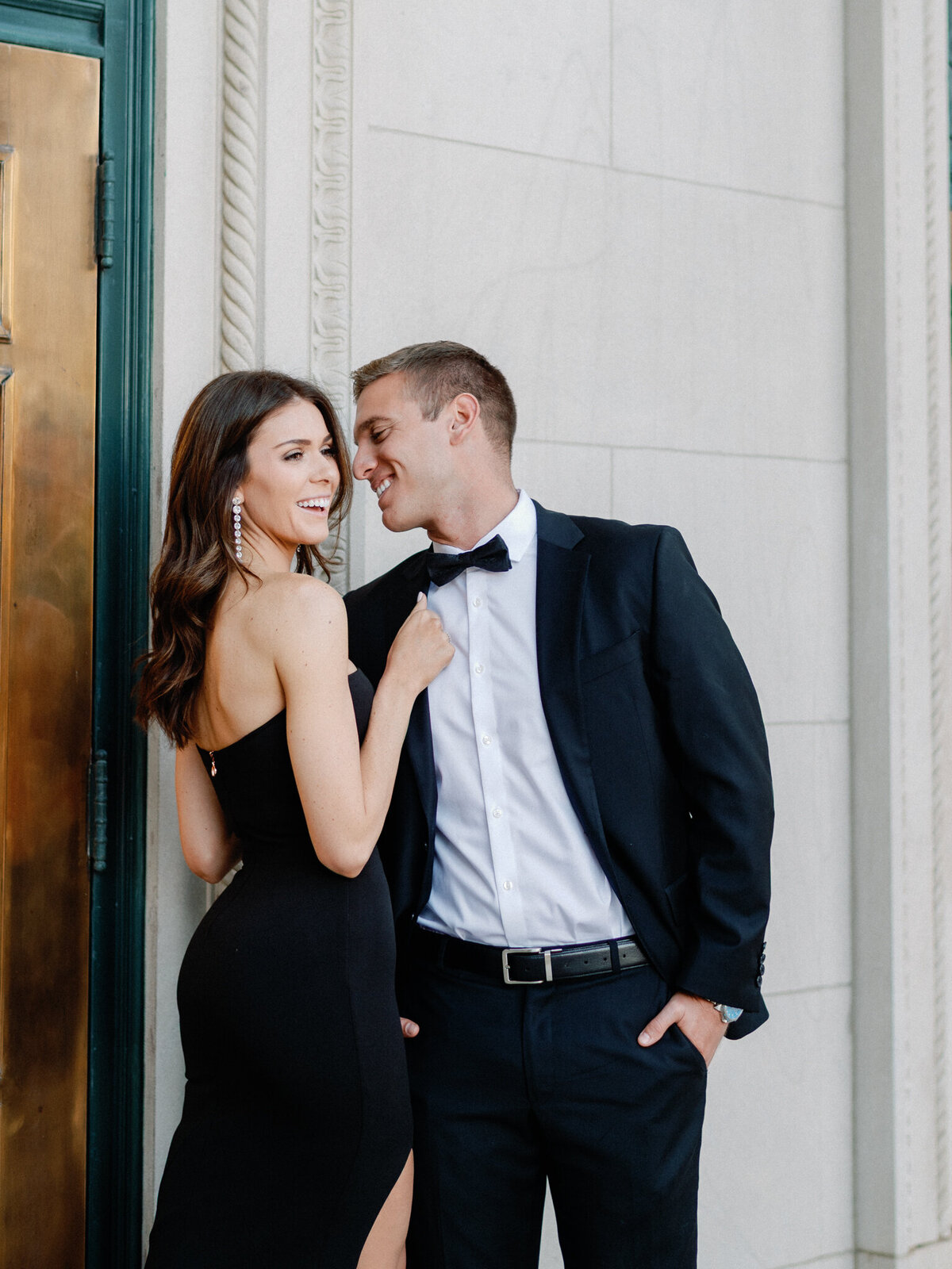downtown charleston engagement-3-4