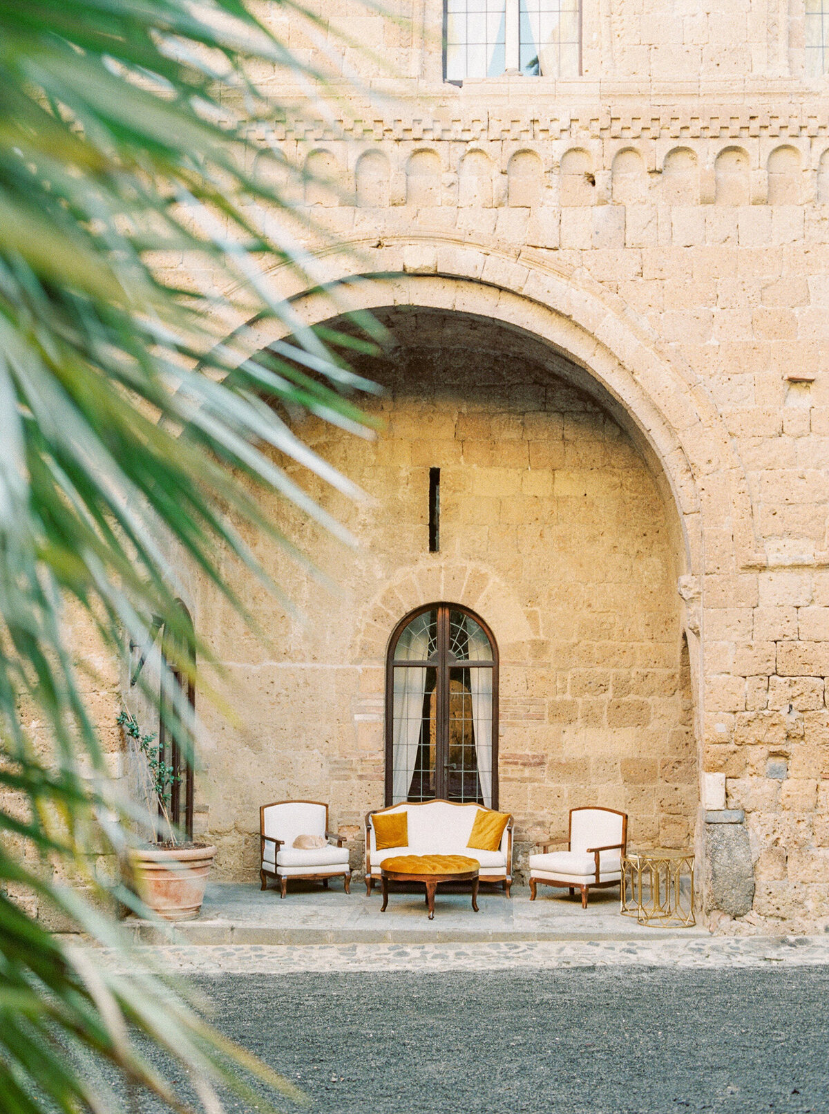 Maïlys Fortune Photography Husband Wife Wedding Weddings Photography France Switzerland Italy Timeless Dreamy Imagery Bilingual French English Destination Weddings Destination Wedding Provence French Riviera Paris Lake Como Tuscany27