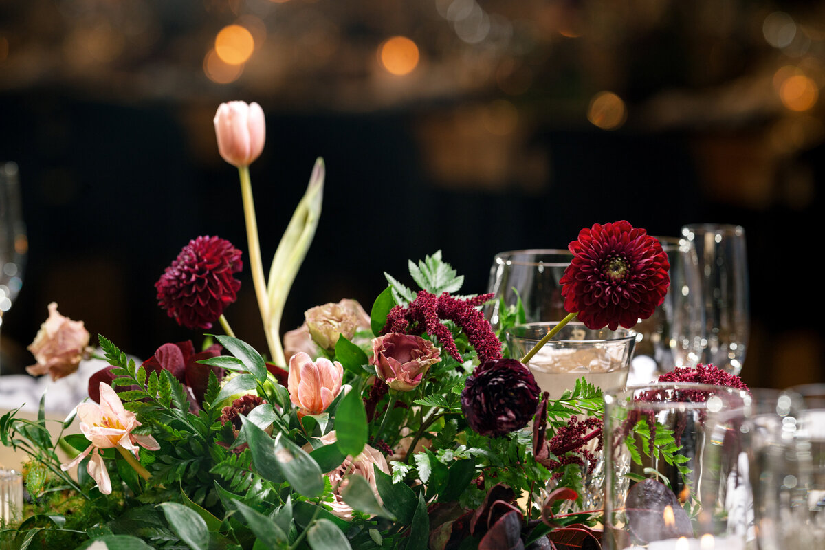 Berlez-Aspen-Avenue-Chicago-Wedding-Photographer- Clementine-Events-Thistle-&-Plume-Shannon-O’Brien-Makeup-Daniela-Kosta-Beauty-Sarabande-The-Robey-Vogue-Magazine-Editorial-Edgy-123