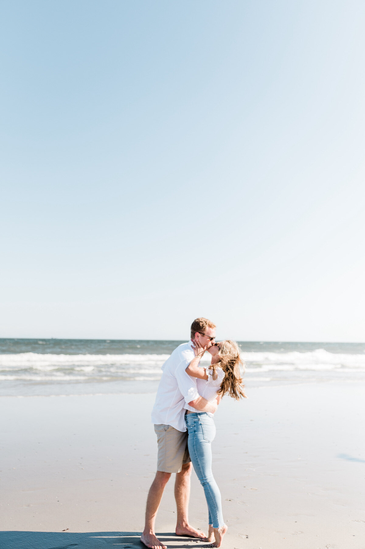 From mountain peaks to tranquil shores, our destination luxury engagement sessions celebrate your love's journey with an editorial twist. Every image is a curated masterpiece, blending elegance and exploration.
