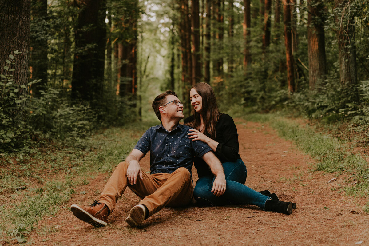 Evergreen-Photo-Elopement-Couple-Engagement-Photographer12