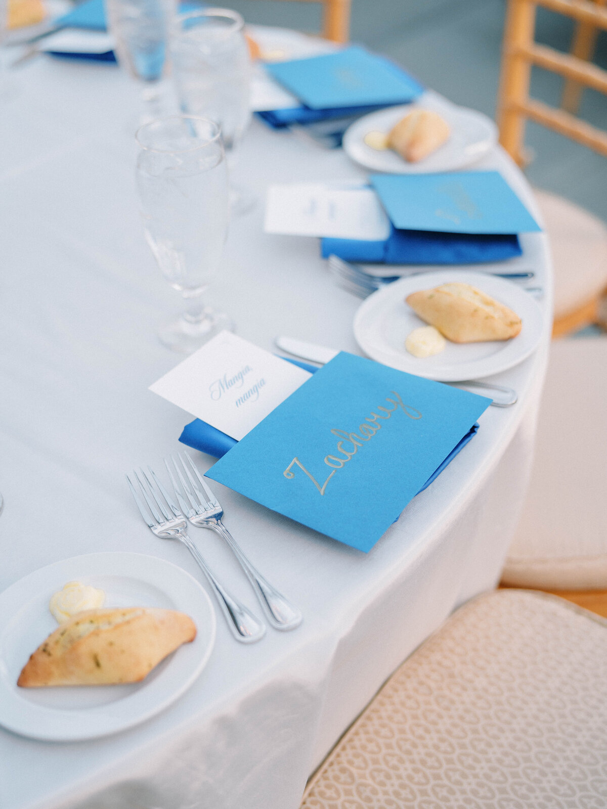 cairnwood-estate-spring-wedding-philadelphia-photographer-Tented-reception-Decor_070