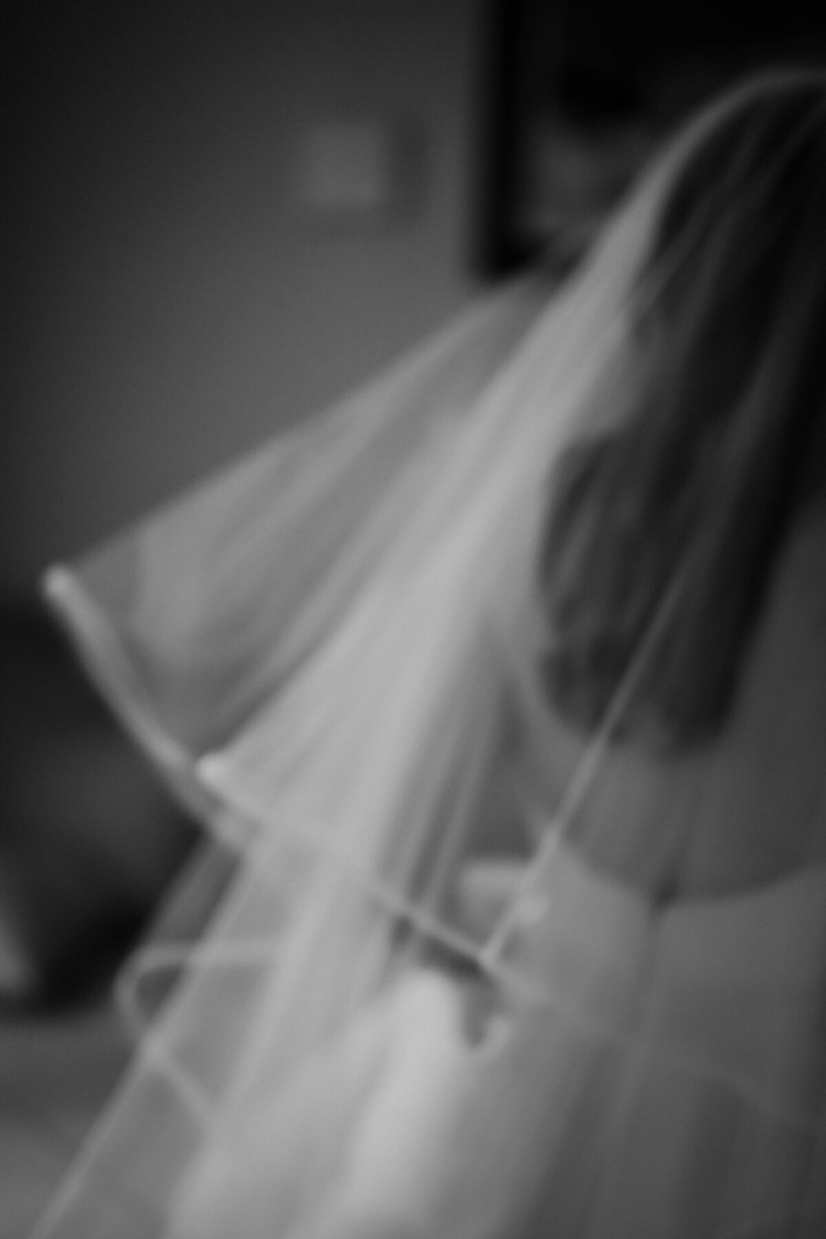 modern wedding photography bride portrait at villa mangiacane