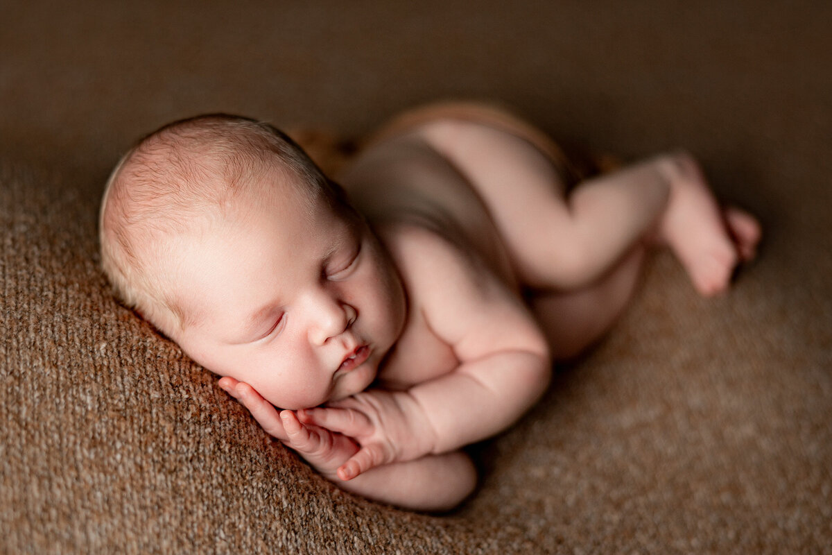 newborn photographer in michigan, michigan newborn photographer, newborn photographer near charlevoix, photographer near petoskey, baby photographer near traverse city, newborn photographer near me_GriffinNewborn_4451