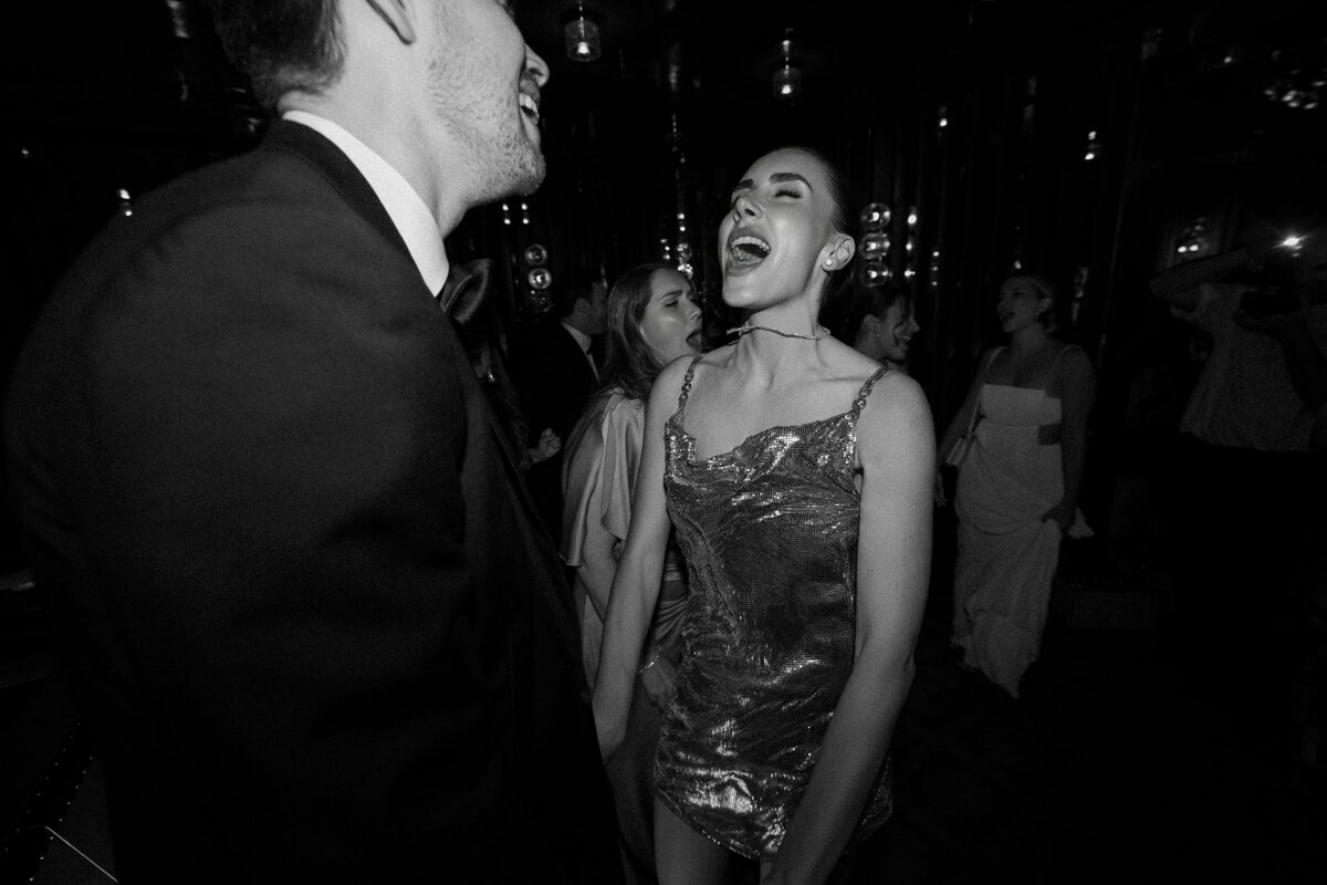 Amanda&OliverSneaks-2513_(2)