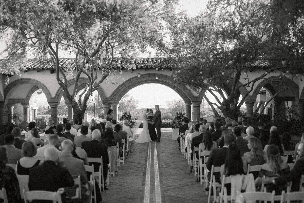 Sarah & Steven Wedding Sneak Peeks-199