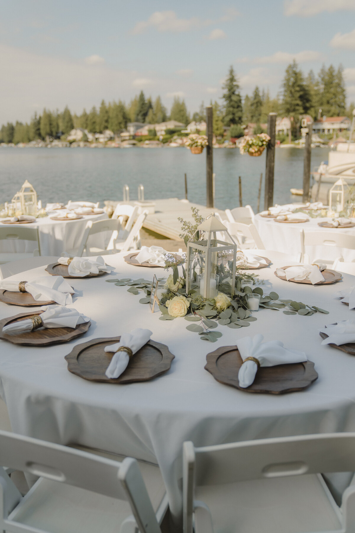 Stephanie-Chase-Wedding-at-the-Lake-Tapps-Bonney-Lake-Seattle-Amy-Law-Photography-72