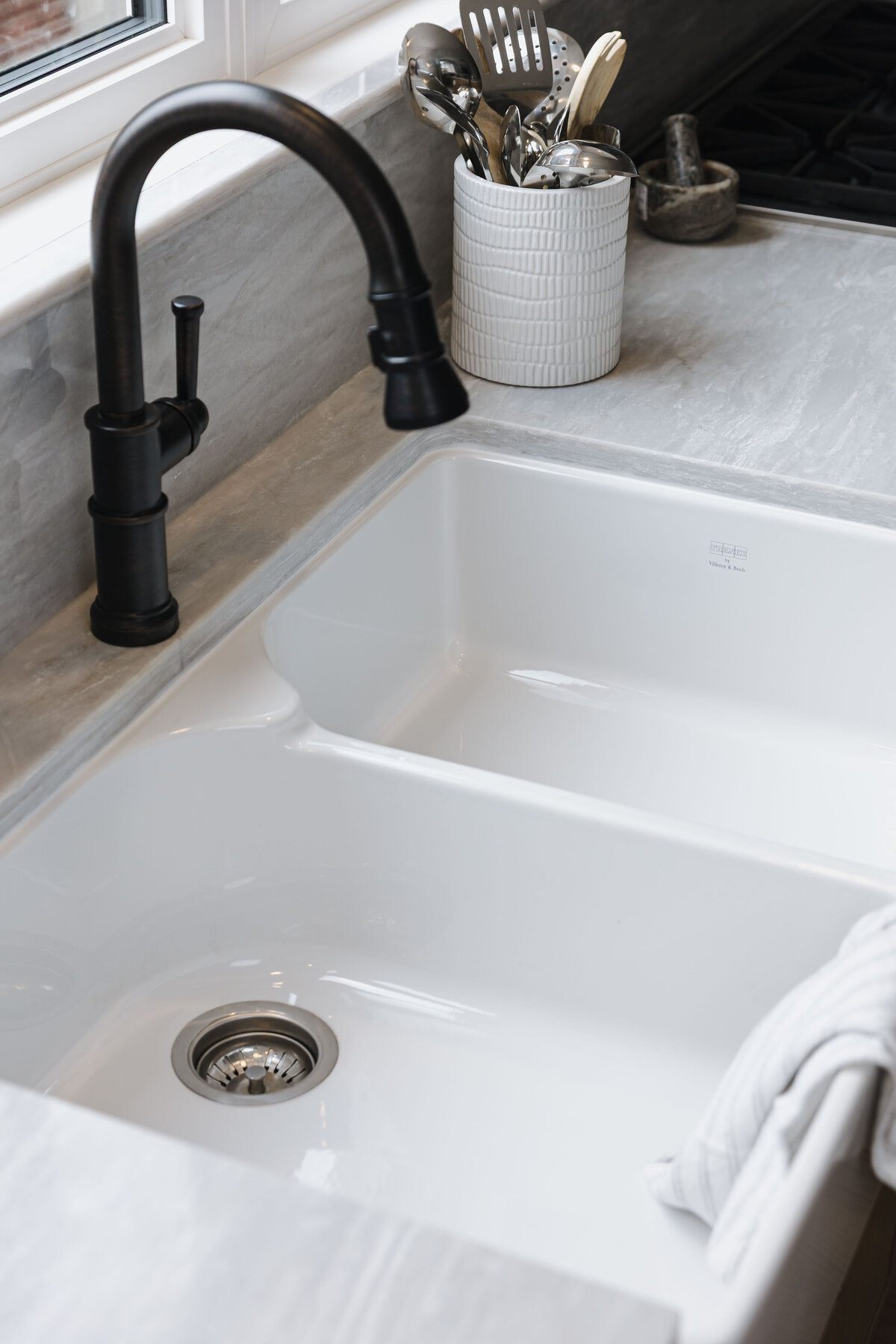 California Casual Kitchen