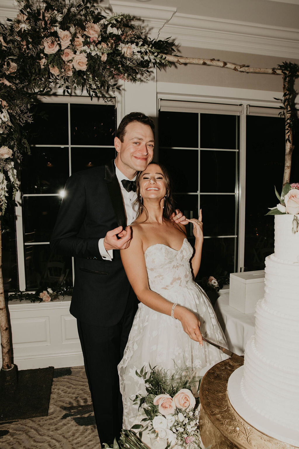brooklake-bride-groom-cake-cutting