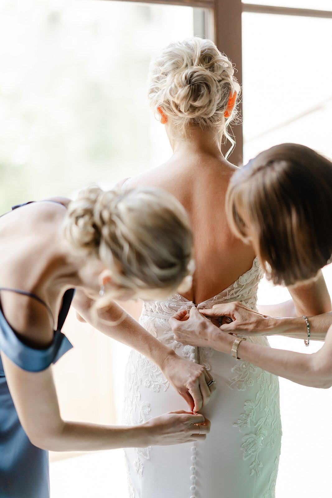 montage-deer-valley-summer-park-city-utah-wedding-logan-walker-425L-0149