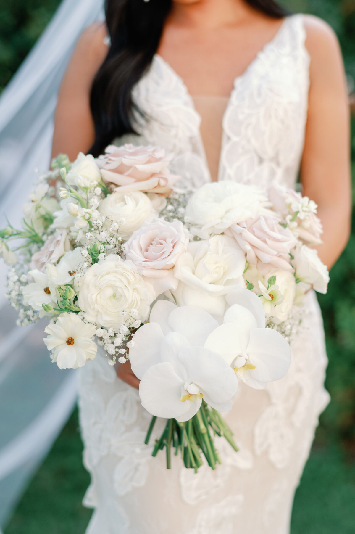 Meraki Design Wedding and Event Floral Studio Florist Wedding Flowers Full Service St. Louis Destination Luxury Floral Design Florists Designers Personal Unique Mandernach-5-portraits-45
