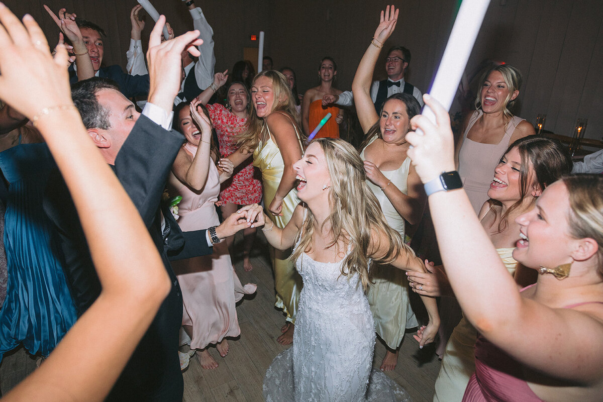 oliviabradywedding1174