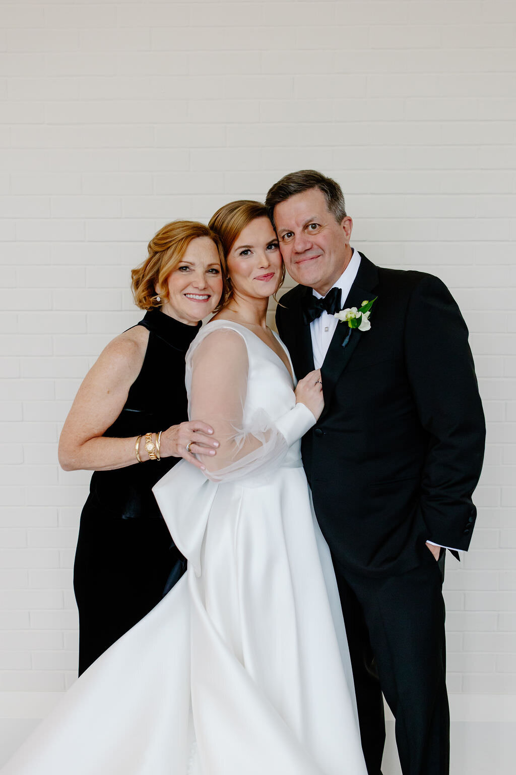 A wedding at Saint Clement Church and The University Club of Chicago - 15