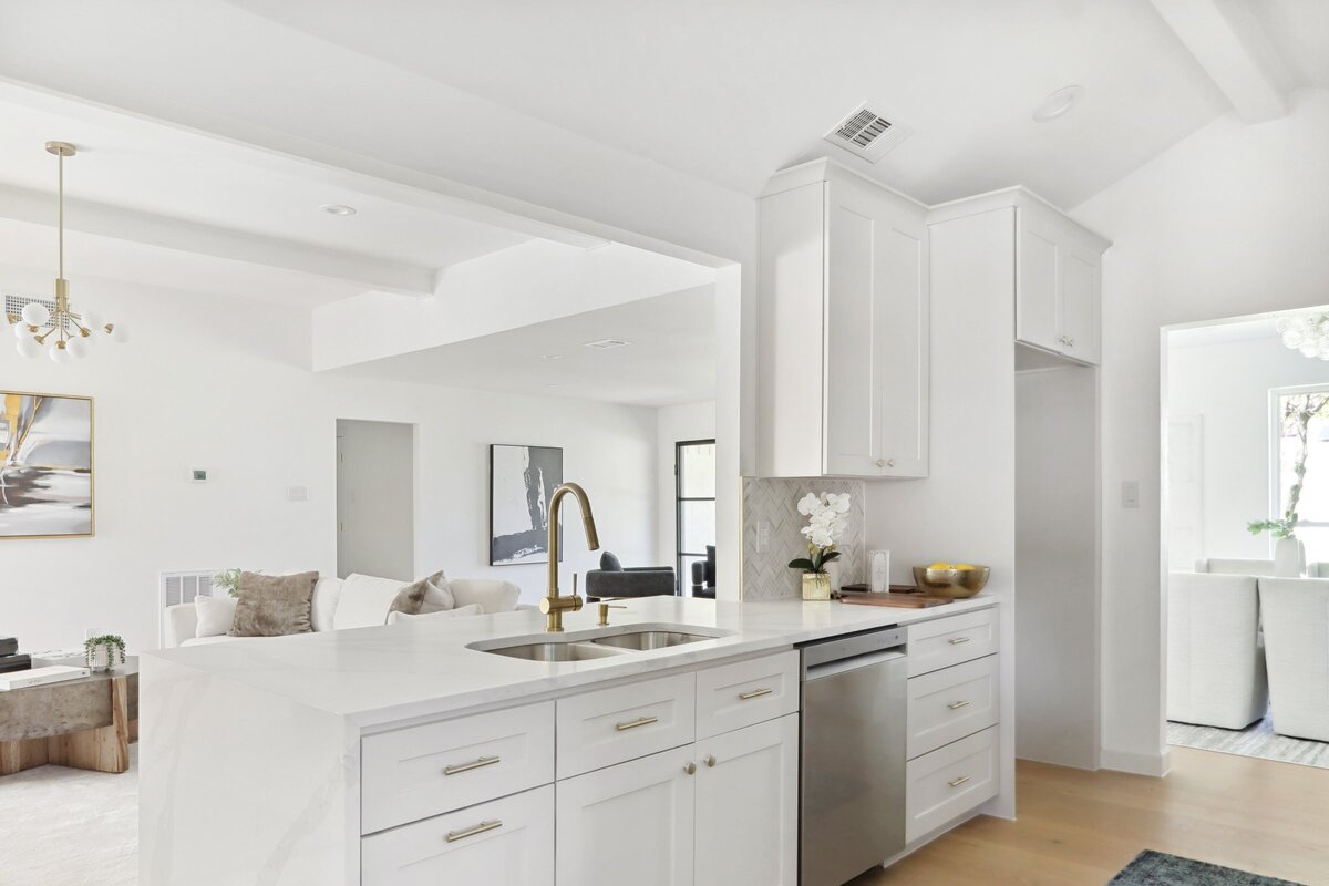 010-7246ClearhavenDrive-Dallas-TX-75248-SMALL