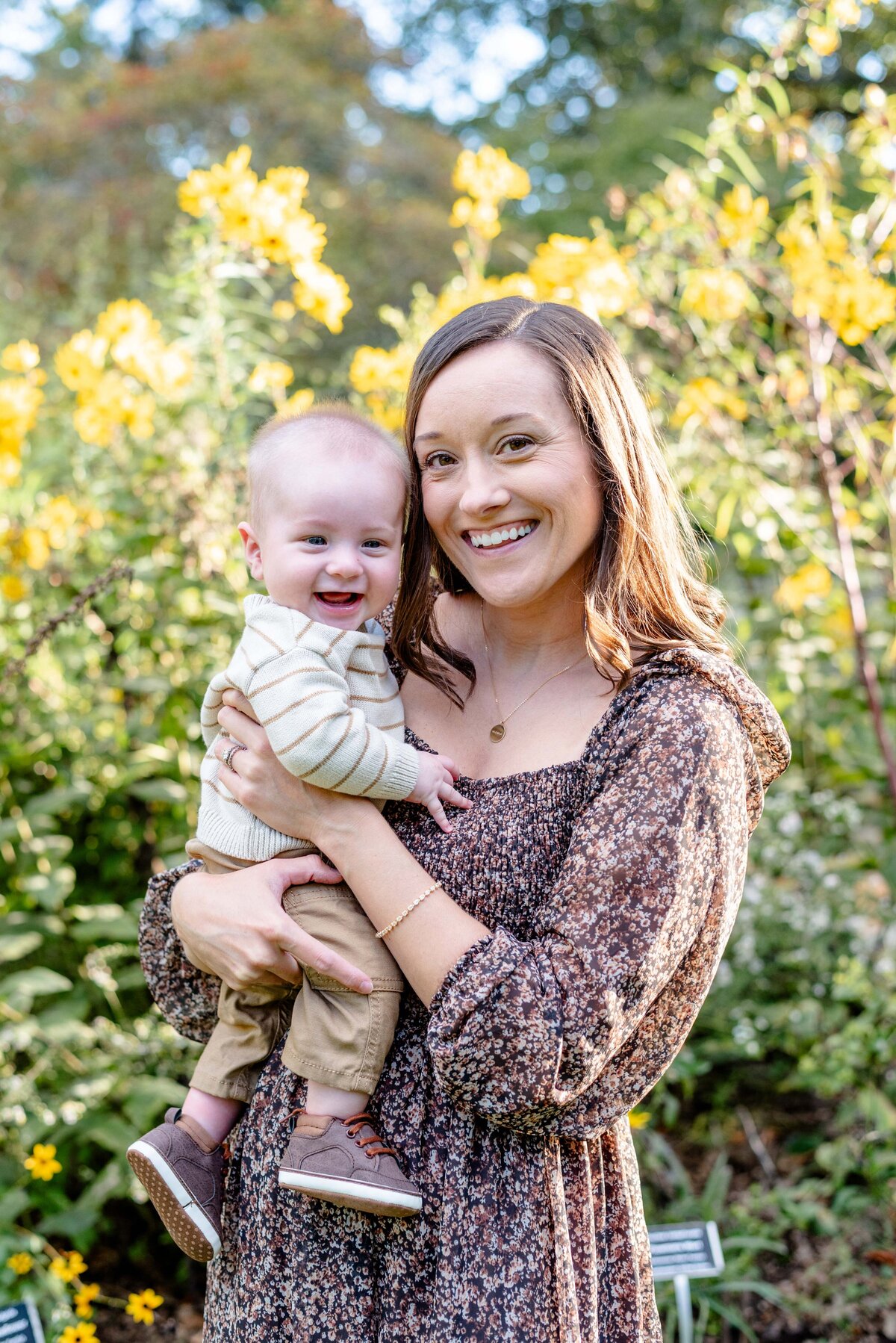 Raleigh-NC-fall-mini-session-Magnolia-and-Grace-Photography-Co-Mapleton-Coker-Arboretum-SamanthaH# (1)-6