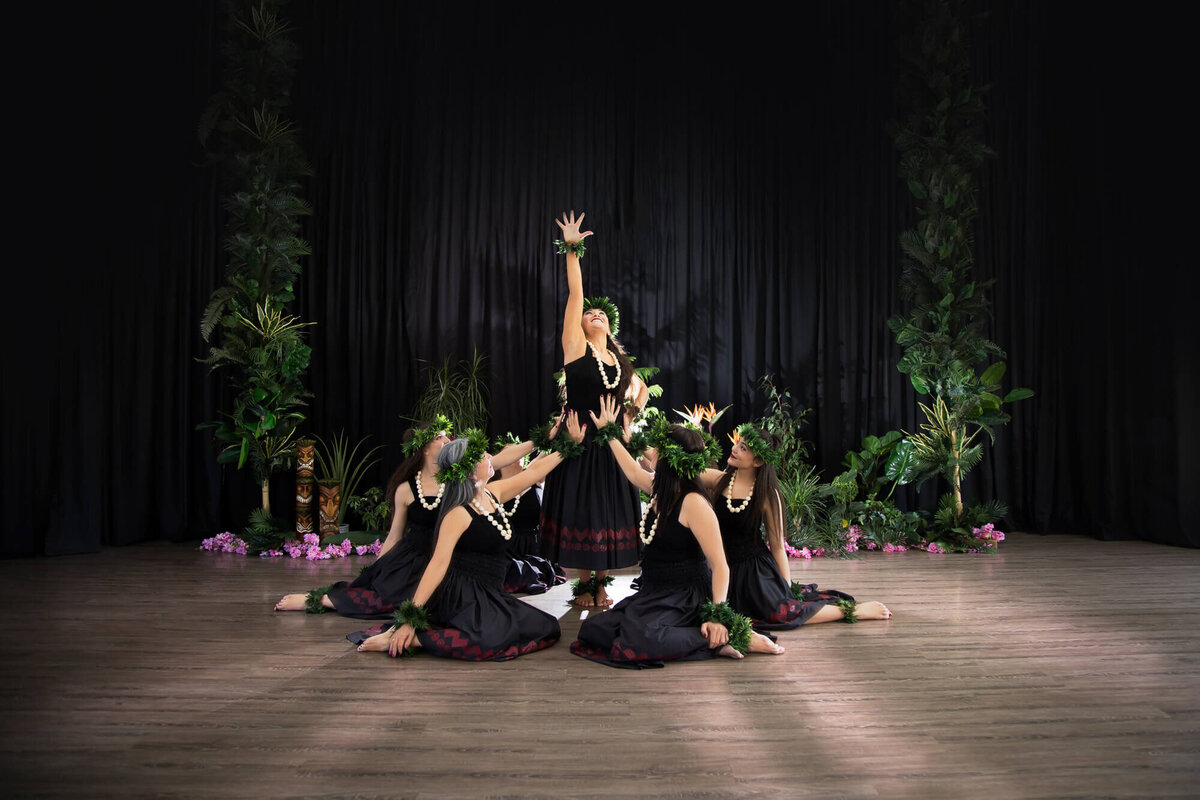 Artistic Performance Portrait of a tahitian dance team. Photo by Jessica Bowles Photography & Video