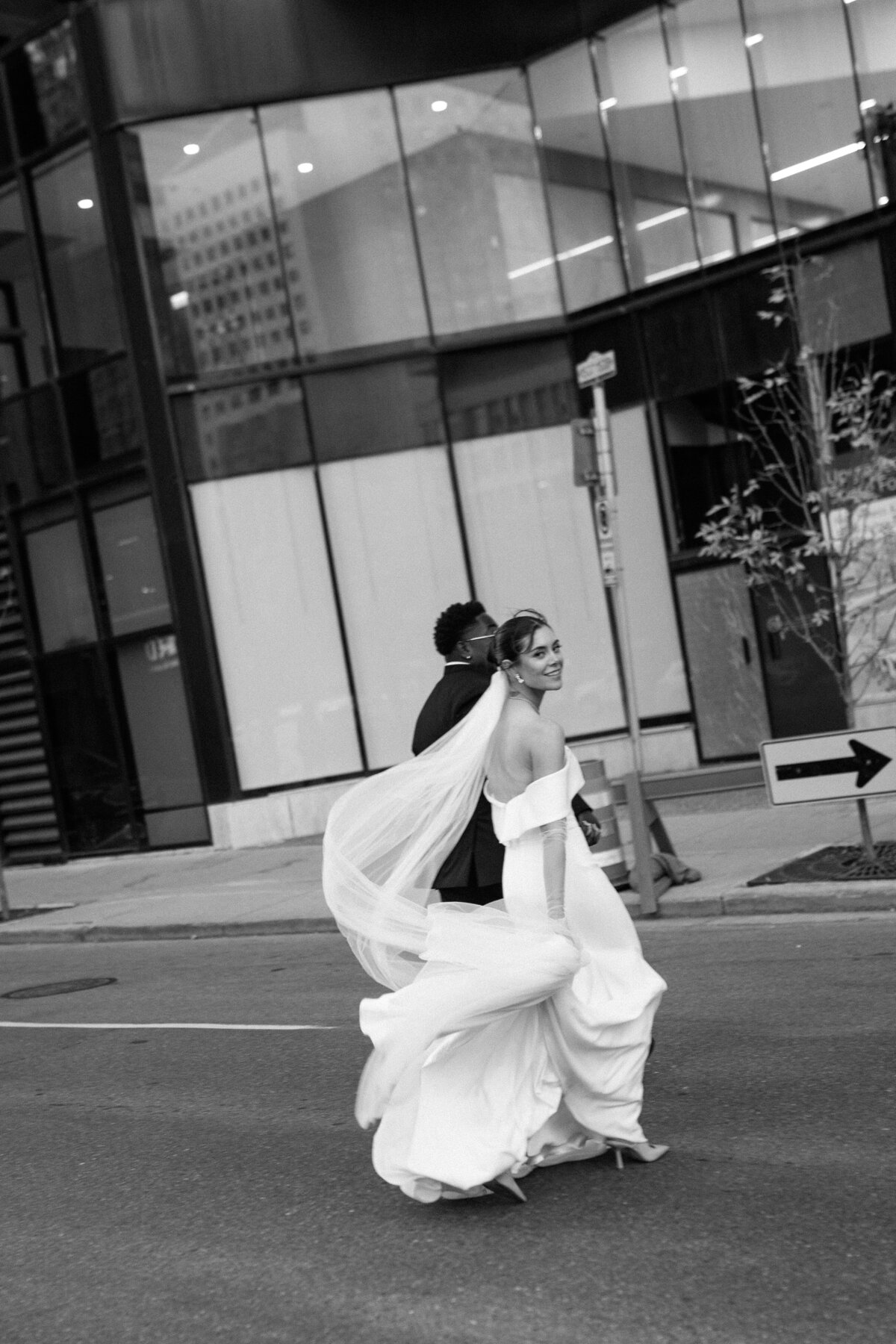 Downtown_Rooftop_Wedding-536