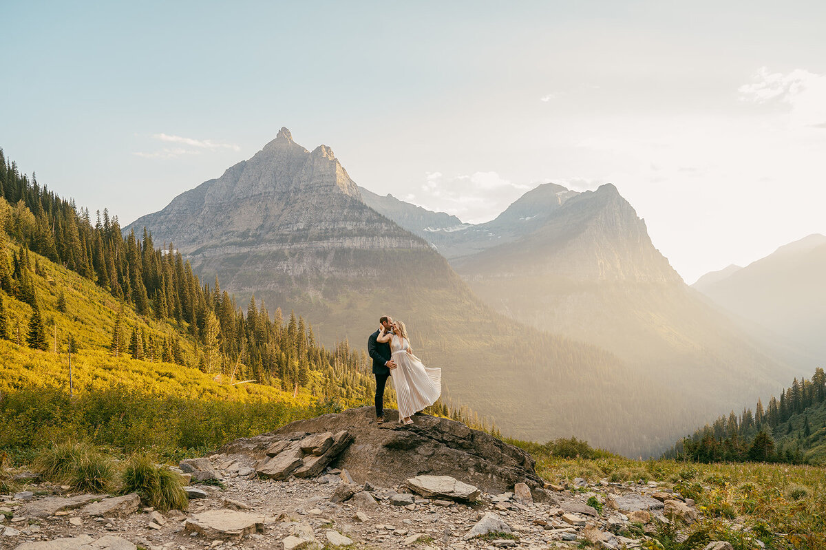 vintage-hollywood-glacier-national-park-elopement-presley-gray-photo1286