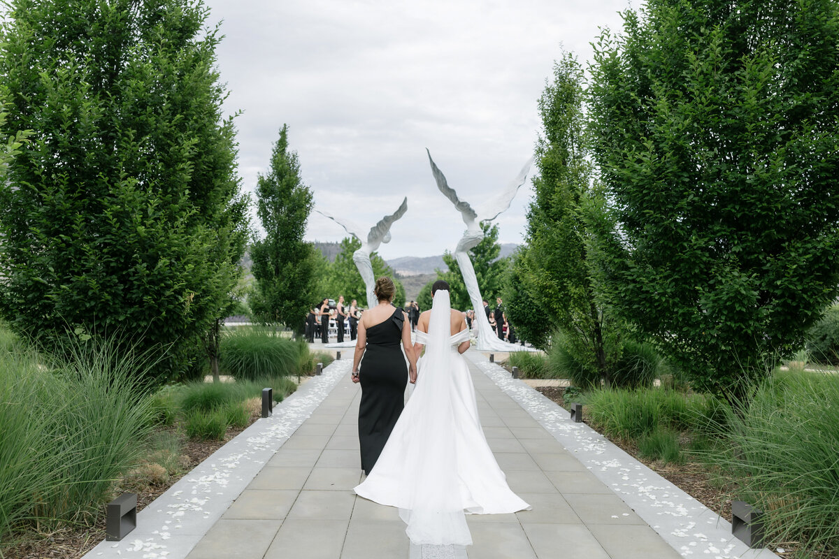 MeghanHemstra-Romantic-Hatley-Castle-Wedding-102