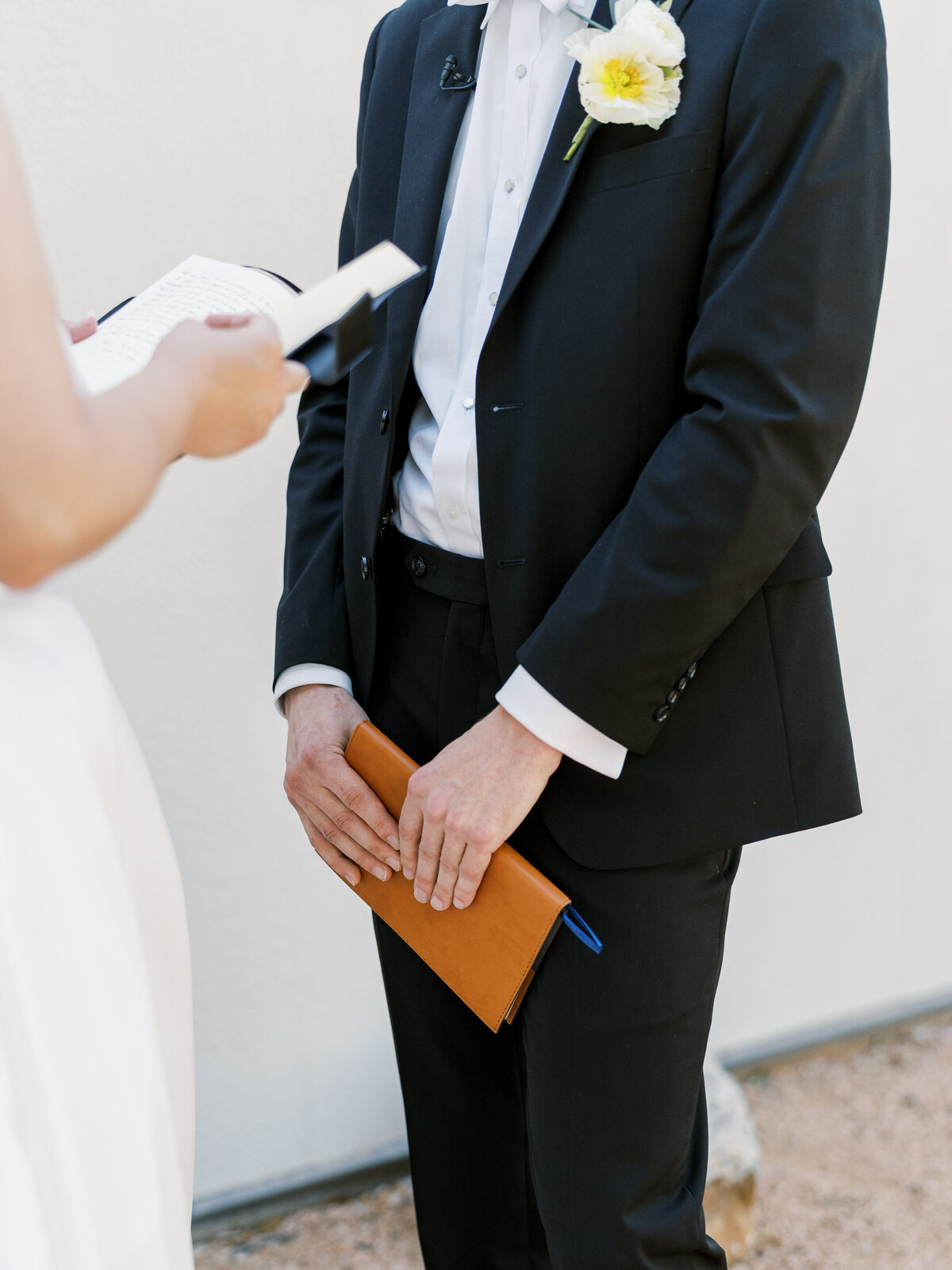 luxury-dallas-wedding-bride-groom-first-look-lazy-s-hacienda-sarah-lanette-4