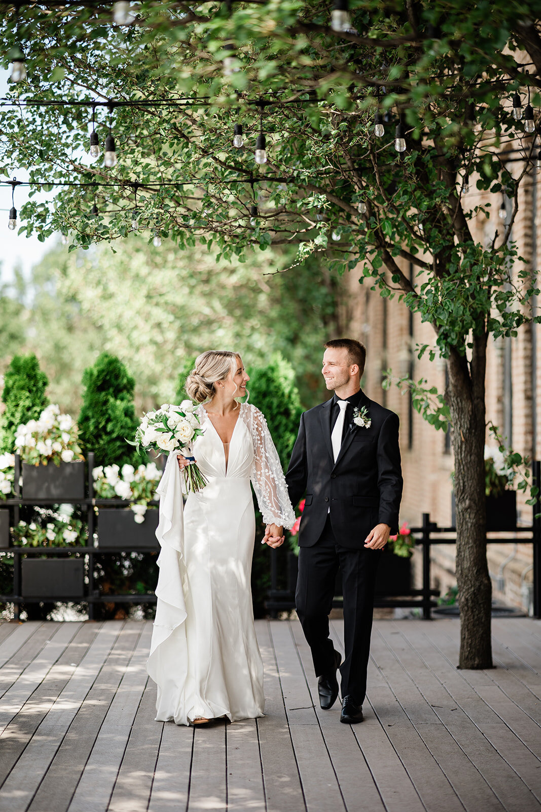 julia portfolio fox and ivory wedding photography11