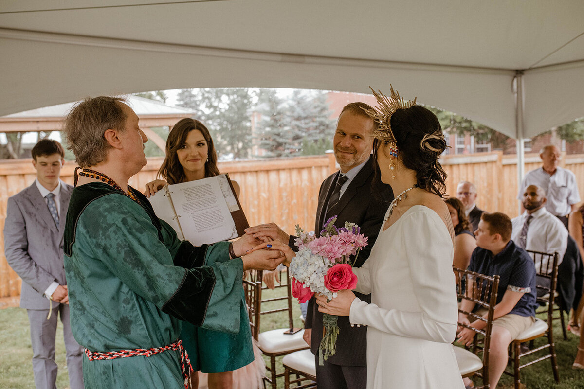 A--wiccan-backyard-wedding-intimate-ceremony-24