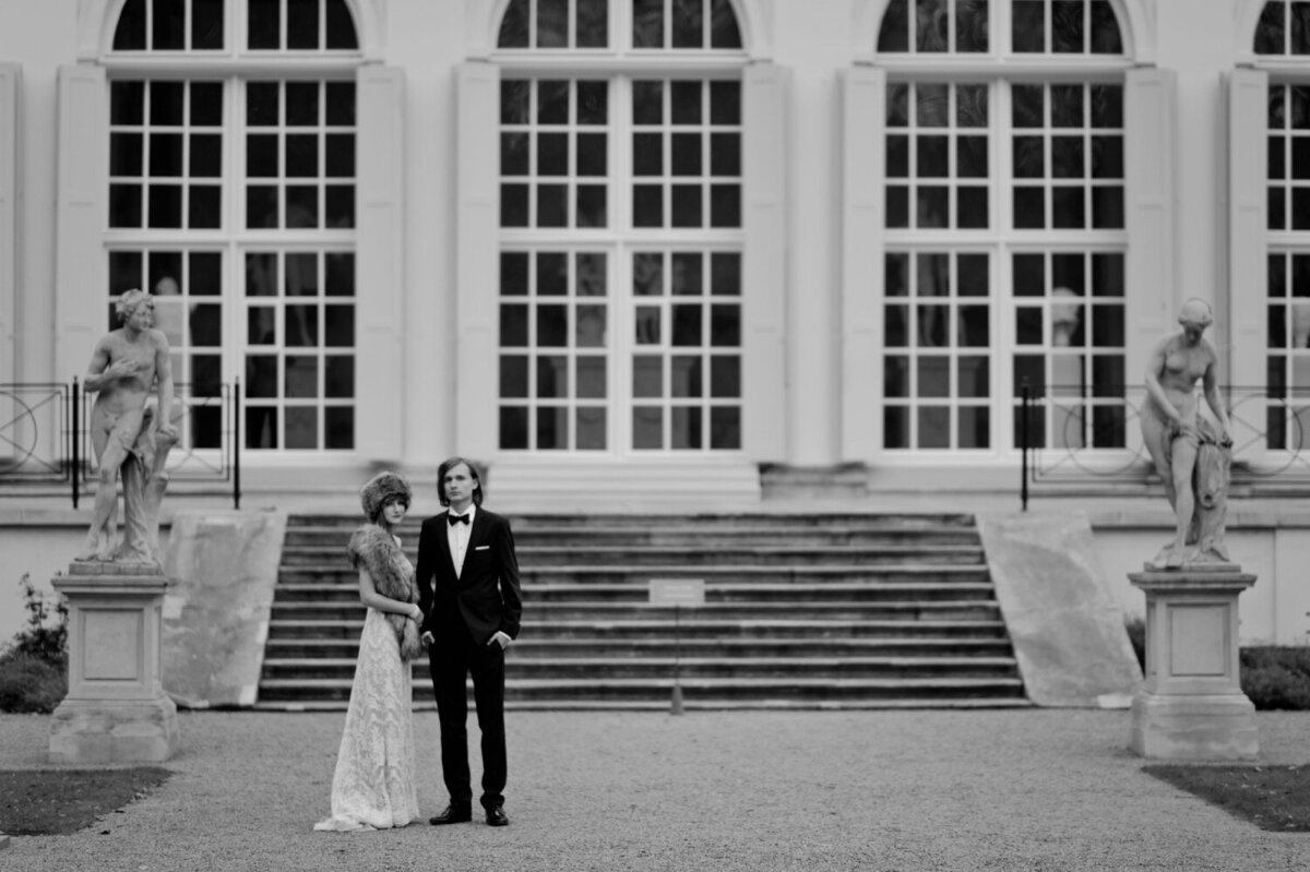 085_Flora_And_Grace_Europe_Fine_Art_Wedding_Photographer-255_A sophisticated fine art wedding in Europe with an editorial edge captured by Vogue wedding photographer Flora and Grace.