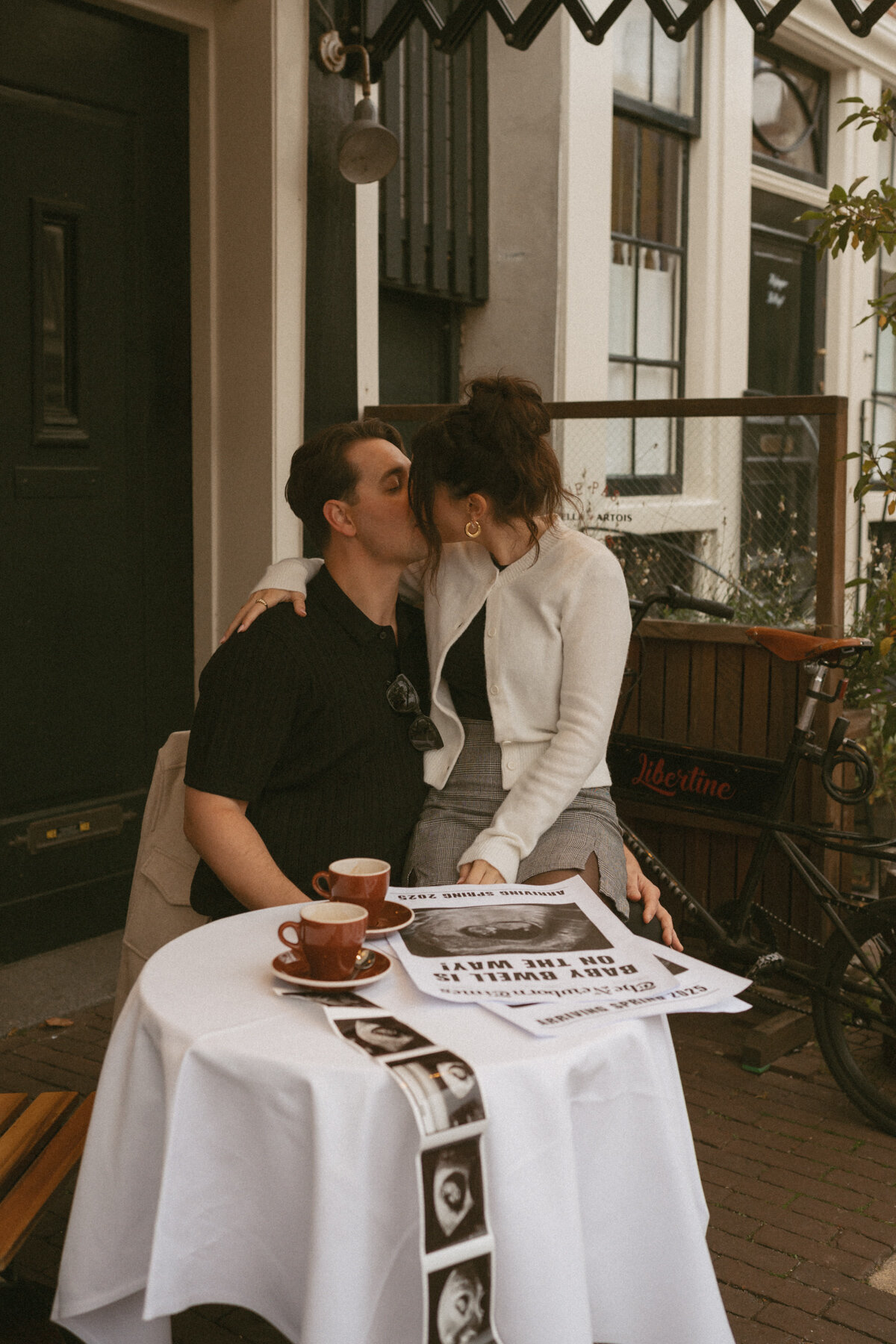 pregnancy-announcement-photoshoot-amsterdam-photographer-amsterdam-inhosuecapture-1-2 copy