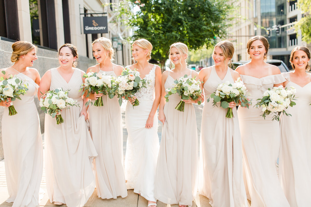 Renee Lorio Photography South Louisiana Wedding Engagement Light Airy Portrait Photographer Photos Southern Clean Colorful24